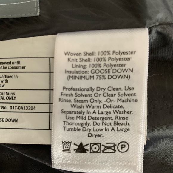 Sold - Eddie Bauer skyliner down jacket. Small - Picture 5 of 8